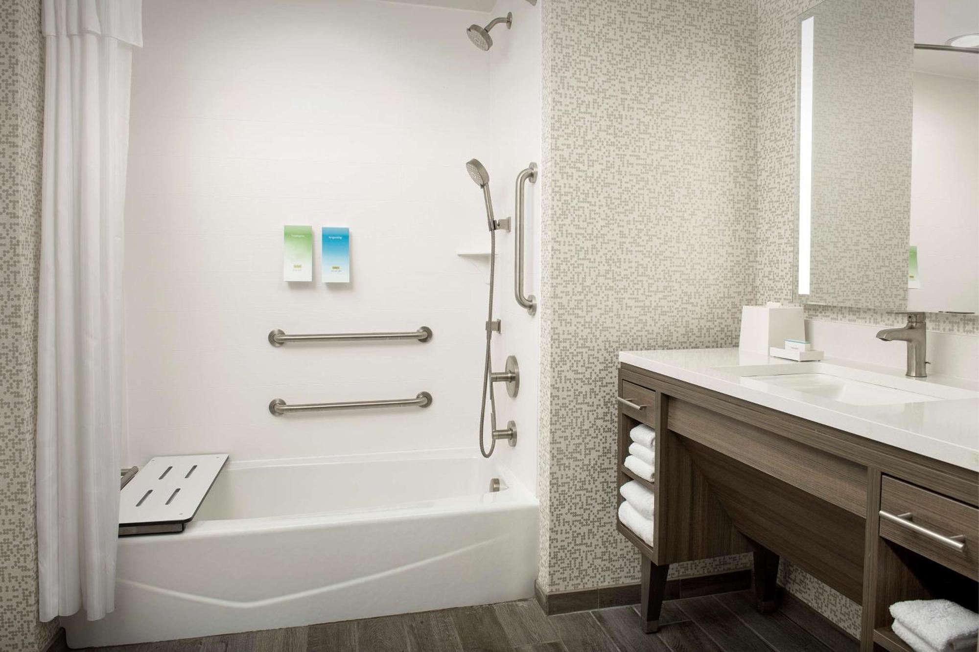 Home2 Suites By Hilton Columbus Polaris Flint Bagian luar foto